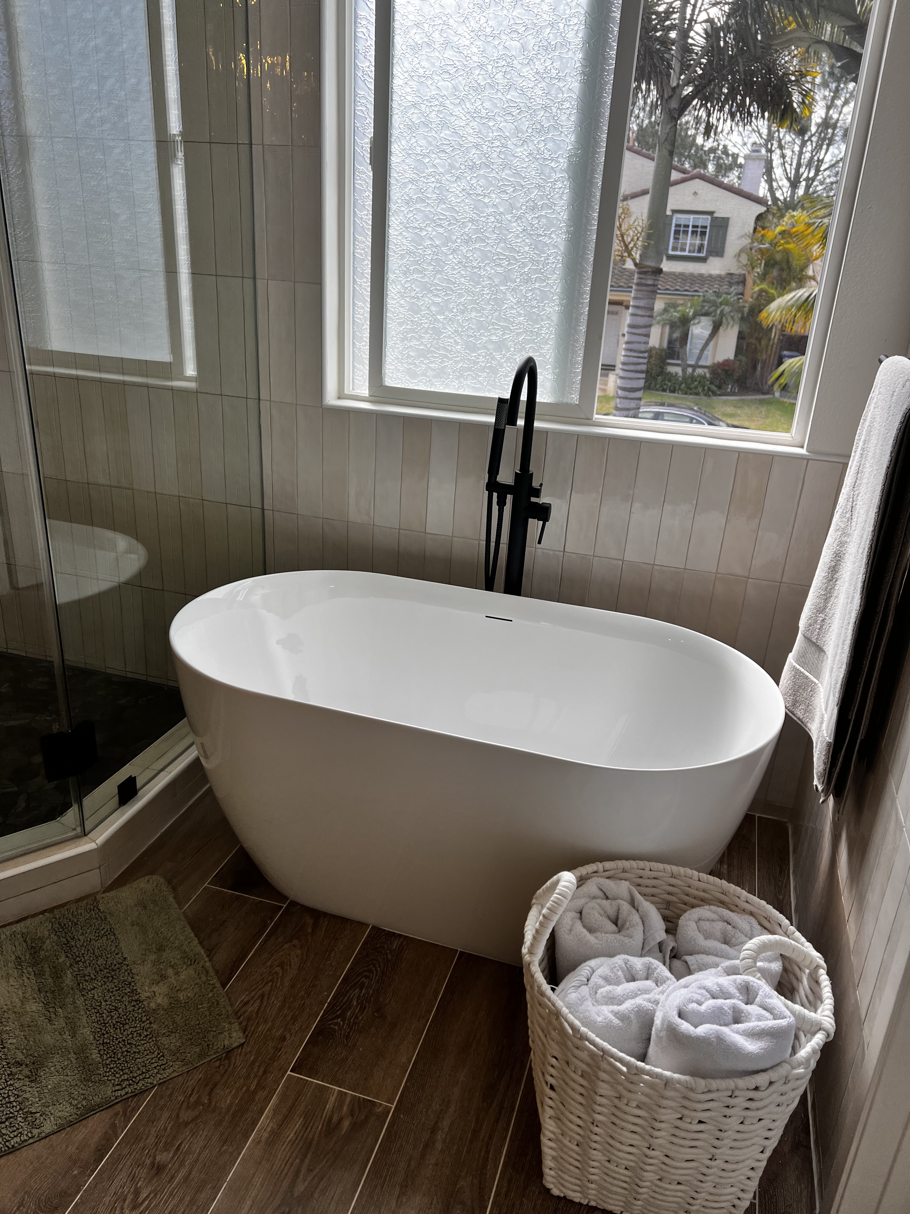 Modern bath upgrades with lasting finishes detail 2