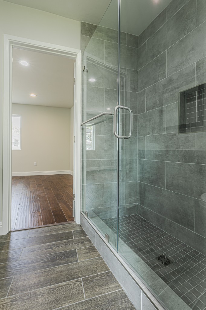 Modern bath upgrades with lasting finishes detail 3